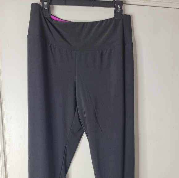 N.Y.L. body/trim active capris - Picture 5 of 6